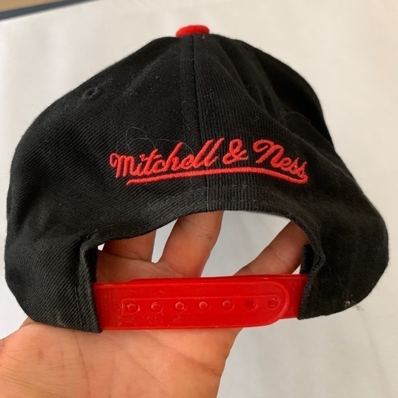 𝅺CHICAGO Bulls Mitchell & Ness Snap Back Hat Sx - Picture 2 of 5